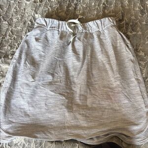 Lululemon On The Fly Skirt Skirt. Size 8. Worn once